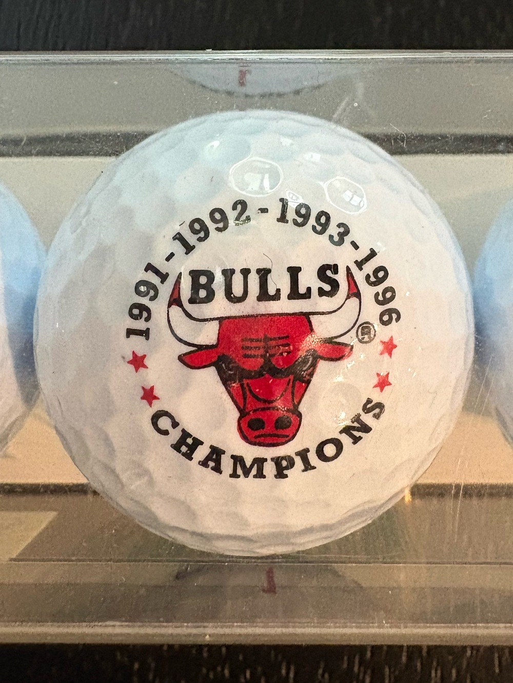 New in box vintage Chicago Bulls Spaulding 1 Golf Balls